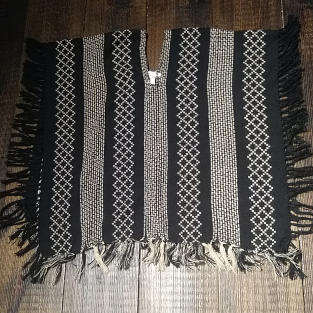Vintage poncho with fringe